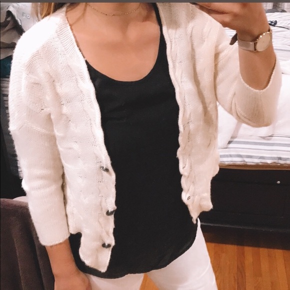 FREE PEOPLE Knit wool cardigan😍 - Picture 2 of 8